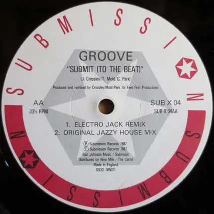 Groove - Dancing And Music / Submit (To The Beat)