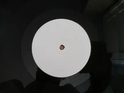 Groove Section - Amok