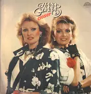 Hana & Dana - Closer
