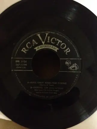 Hank Snow - The Golden Rocket