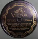 Schellack - Hal Kemp And His Orchestra - Whispers In The Dark / Stop! You're Breaking My Heart