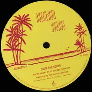 Happy Larry Feat. Mickey Simpson - Drum Pan Sound