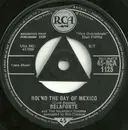 7inch Vinyl Single - Harry Belafonte - Fifteen / Round The Bay Of Mexico