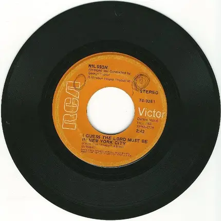 Harry Nilsson - I Guess The Lord Must Be In New York City