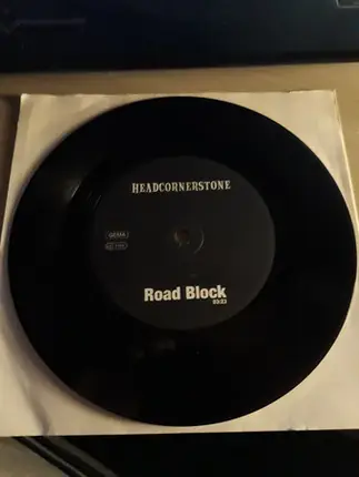 Headcornerstone - Roadblock / Hot Like Fire