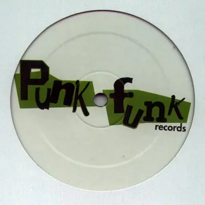 Headcharge - Follow Me