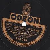 Hélène Regelly - Mets ta Tête Sur Mon Épaule / Valse Tendre... Valse Blonde