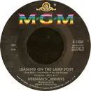 7inch Vinyl Single - Herman's Hermits - Leaning On The Lamp Post / Hold On!