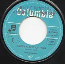 7inch Vinyl Single - Herman's Hermits - There's A Kind Of Hush / Gaslite Street