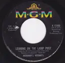 7'' - Herman's Hermits - Leaning On The Lamp Post