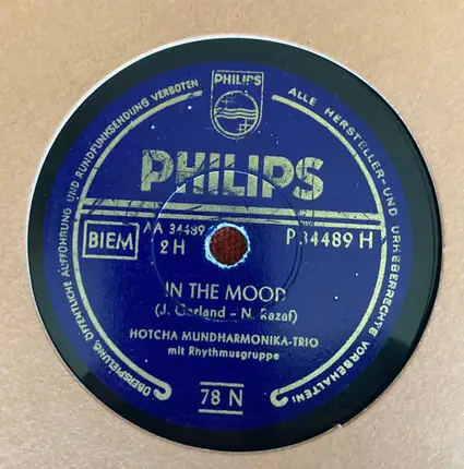 Hotcha Trio - Meet Mister Callaghan / In The Mood