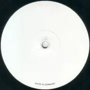 12'' - Horse - Careful