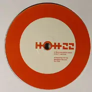 Hott 22 - The Moon And The Spoon