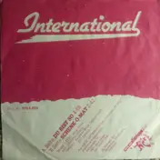 International - Du Bist So