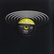 Isolée - Taktell, Thora Vukk