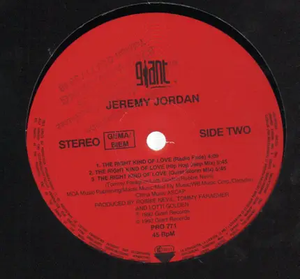 Jeremy Jordan - The Right Kind Of Love