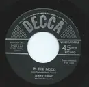 7inch Vinyl Single - Jerry Gray And His Orchestra - In The Mood / A String Of Pearls