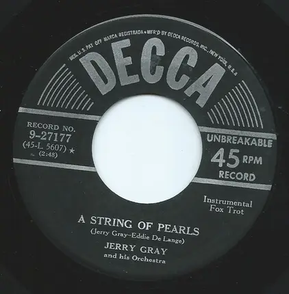 Jerry Gray And His Orchestra - In The Mood / A String Of Pearls