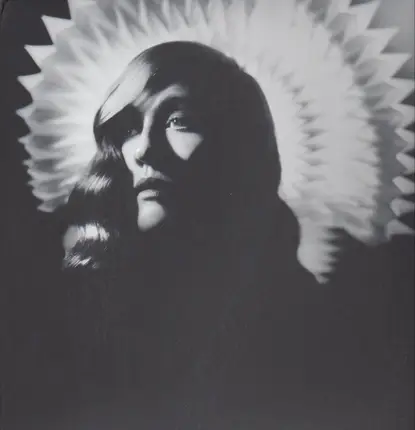 Jessy Lanza - Pull My Hair Back