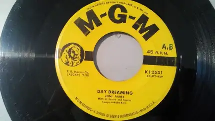 Joni James - Crring In The Shadows / Day Dreaming