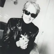 CD - Joan Baez - Dark Chords On A Big Guitar