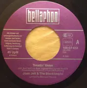 7inch Vinyl Single - Joan Jett & The Blackhearts - Treadin' Water