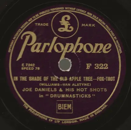 Joe Daniels And His Hot Shots - Chinatown My Chinatown / In The Shade Of The Old Apple Tree