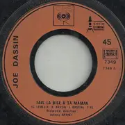7inch Vinyl Single - Joe Dassin - Fais La Bise A Ta Maman / Mais La Mer Est Toujours Bleue