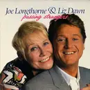 7inch Vinyl Single - Joe Longthorne & Liz Dawn - Passing Strangers - Picture Sleeve