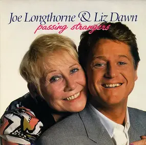 Joe Longthorne - Passing Strangers