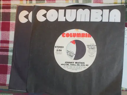 Johnny Mathis - Hold Me, Thrill Me, Kiss Me