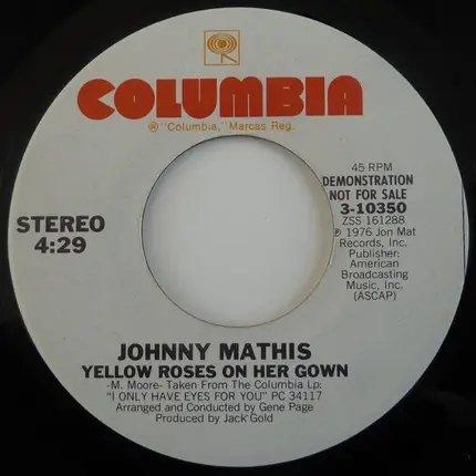 Johnny Mathis - Yellow Roses On Her Gown