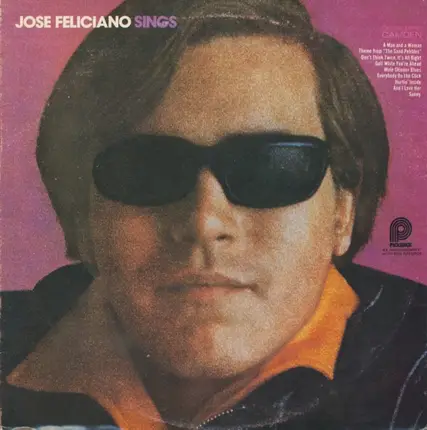 Jose Feliciano - sings