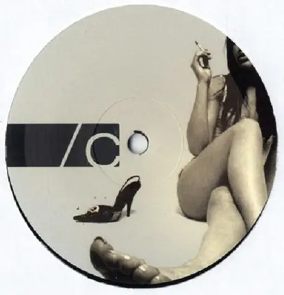 Joy Kitikonti - C - Love Alien