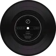 Joy Division - Komakino