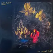 JULIA HOLTER