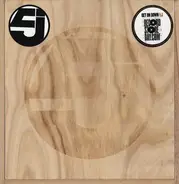 Jurassic 5 - Quality Control - The Wood Box