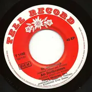 7inch Vinyl Single - Kapelle Bäregrabe u. Jodlerduett Ernst Gasser Und Hans Thomann - Dr Geissbueb / Am Dorfbrunnen / Dr Mähder / Uf Em Läubli