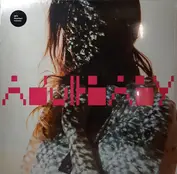 Kazu Makino