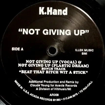 Kelli Hand - Not Giving Up