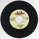 7inch Vinyl Single - Kiprich / Chico - Thumping Thumping / Hustle To The Top