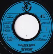 7inch Vinyl Single - Kiss In The Dark - Something Special