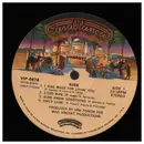LP - Kiss - Dynasty - OBI, Booklet
