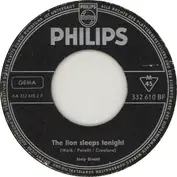 Kit Fleming , Joey Grant