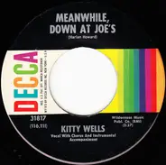 Kitty Wells - Meanwhile, Down At Joe's / Leavin' Town Tonight