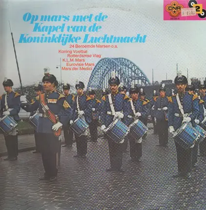 Koning Voetbal - Op mars met de Kapel van de Koninklijke Luchtmacht
