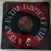 LP - Knocked Loose - A Tear In The Fabric Of Life - Translucent Blood Red/Black, incl. Insert