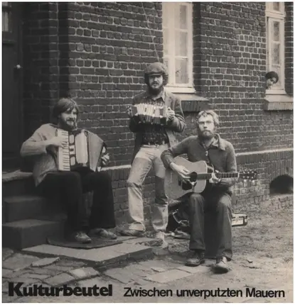 Kulturbeutel - Zwischen unverputzten Mauern