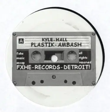 Kyle Hall - Plastik-Ambash
