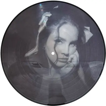 Lana Del Rey - Did You Know That There's A Tunnel Under Oceanblvd
